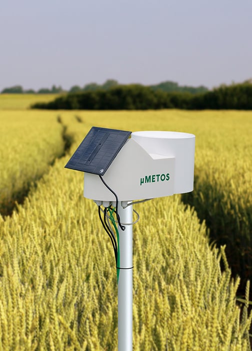 uMETOS NB-IoT on a field